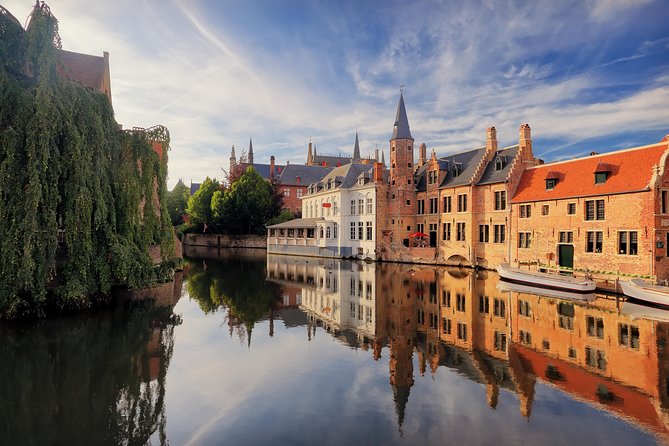 Brussels to Bruges: Private & Personalized Day Trip with a Local - The train from Brussels to Bruges