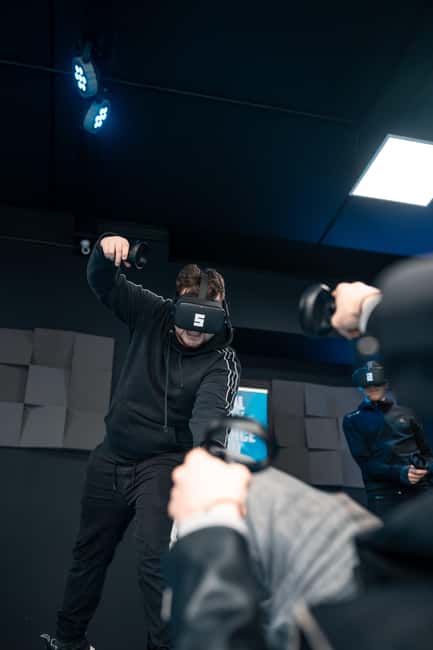 Brussels: Virtual Reality gaming, Arena - Why the Small Group Limit Helps