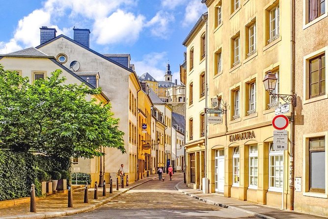 Bus day trip to Luxembourg and Dinant from Brussels - Guides, languages, and group size