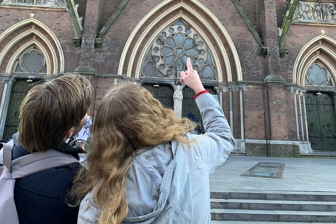 Discover Antwerp with this Outside Escape city game tour! - The Oude Beurs and a surprising interior