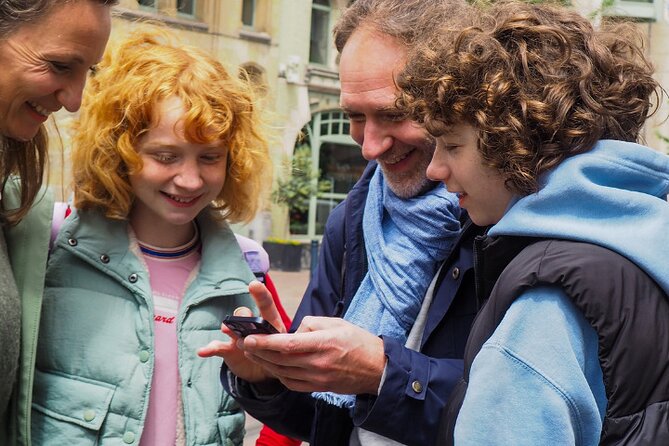 Discover Mechelen while playing! Escape game - The alchemist - Follow clues through Mechelen’s streets