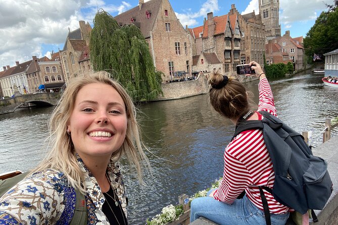 e-Scavenger hunt Bruges: Explore the city at your own pace - Starting at Stationsplein and Koning Albert I Park