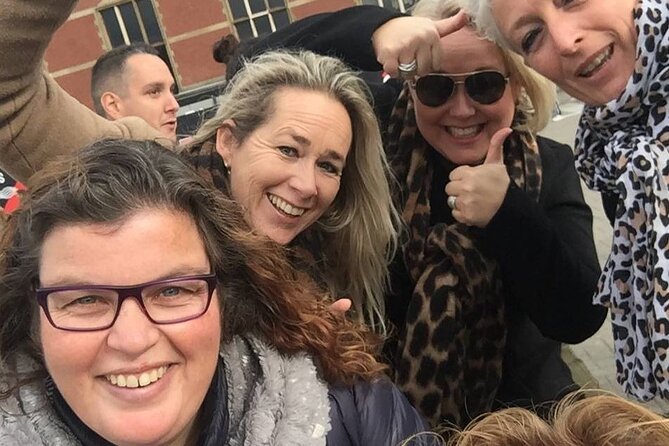 e-Scavenger hunt Ghent: Explore the city at your own pace - Graslei, Korenlei, and Saint Michael’s Bridge