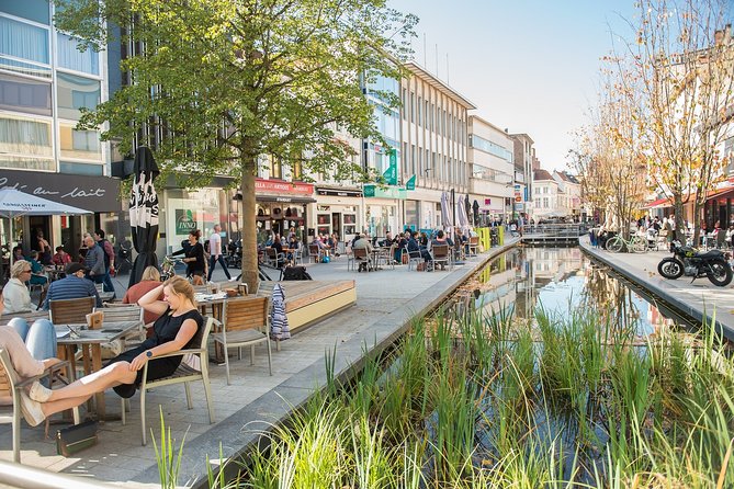 e-Scavenger hunt Mechelen: Explore the city at your own pace - Margaret of Austria’s palace and the Stadhuis
