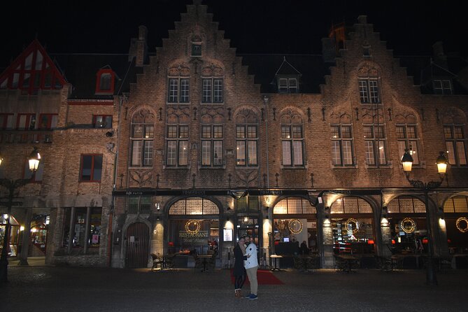 Evening Delights: Bruges Tour with Beer & Chocolate - A short evening route through old Bruges