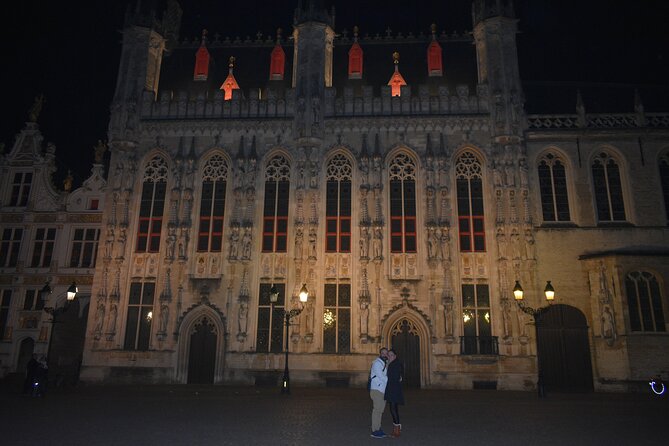 Evening Delights: Bruges Tour with Beer & Chocolate - Markt puts Bruges history into place