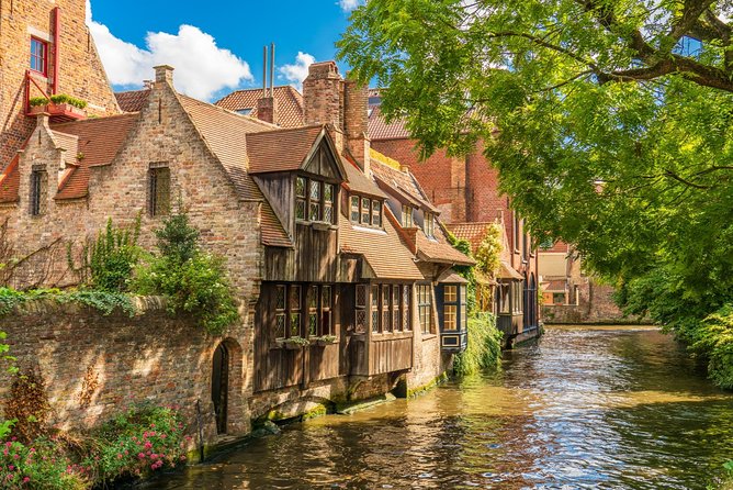 Excursion to Bruges and Ghent by bus from Brussels - The transfer to Ghent and a grander city center