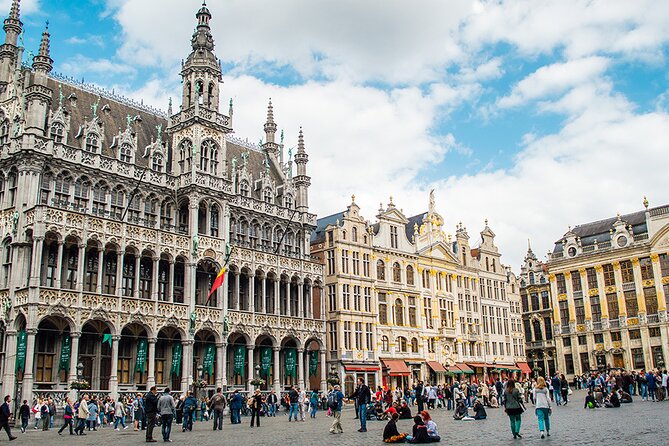 Free tour of Brussels in Italian ( with booking fee) - How to judge the donation-style price