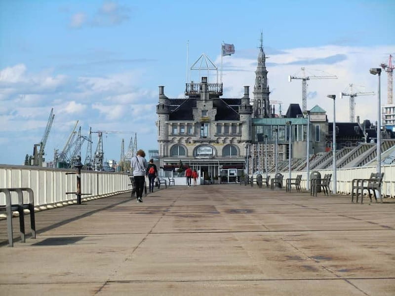 From Amsterdam: Cologne & Antwerp Full-Day Tour - Coffee, free time, and the choice you need to make