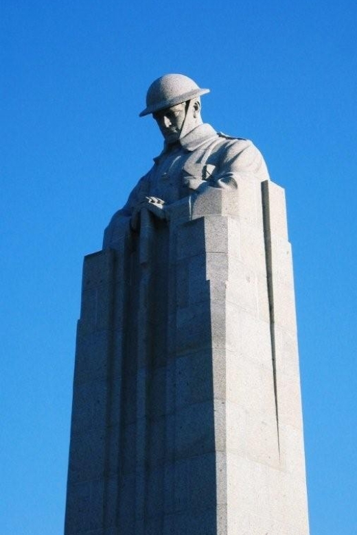 From Bruges: Great War Flanders Fields Minibus Tour w/ Lunch - Lunch at De Dreve and a welcome pause