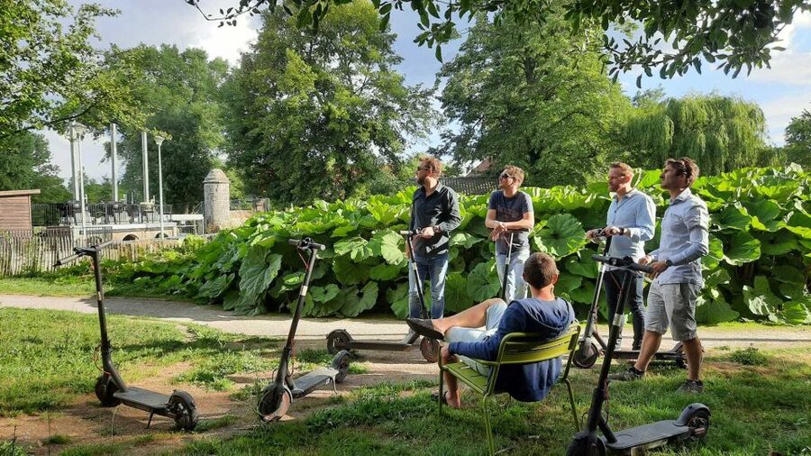 From Bruges to Damme: Private Electric Scooter tour - Why ride to Damme from Bruges?