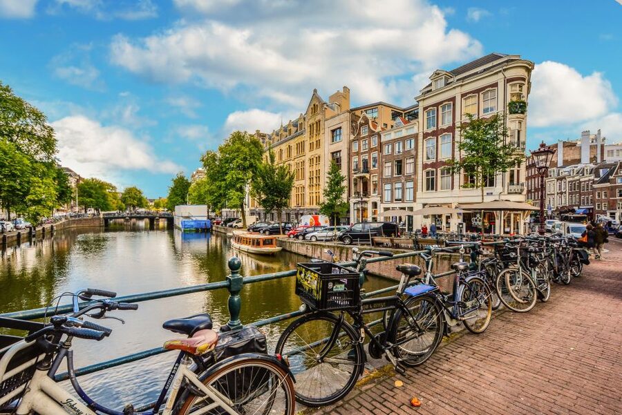 From Brussels: Cheese, Clogs & Windmills Amsterdam Day Trip - The coach ride home and the reality of a 12-hour day