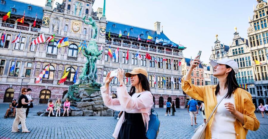 From Brussels: Guided Antwerp City Tour - From Brussels to Antwerp Central Station