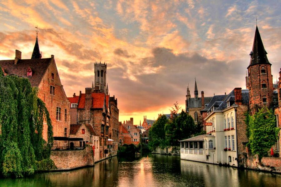 From Brussels: Private Tour of Bruges, Ghent and Flanders - Bruges churches and museums: choose your priorities