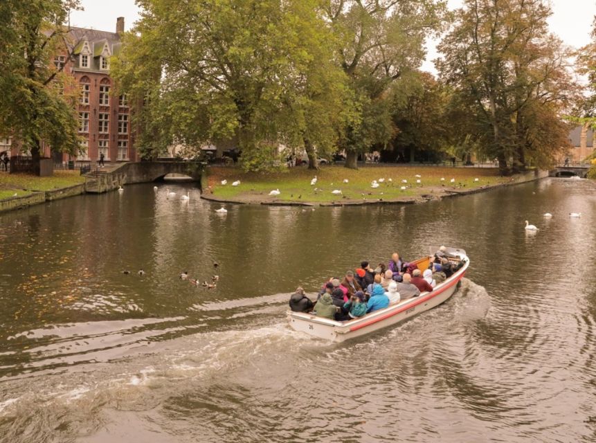 From Paris: Bruges Guided Tour with Hotel Pickup - Free time for lunch, chocolate, and lace