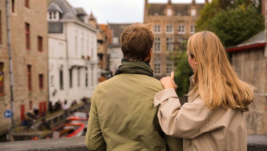 From Paris: Day Trip to Bruges with Optional Seasonal Cruise - Arriving in Bruges and getting your bearings