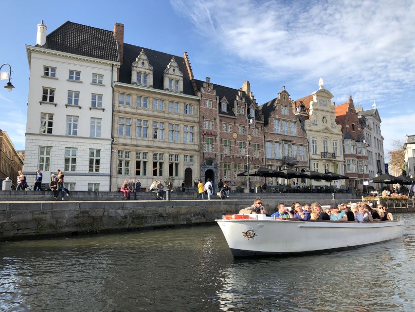 Ghent: 40-Minute Historical Boat Tour of City Center - Rabot and the return through the center