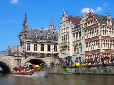 40 Minute Medieval Center Guided Boat Tour