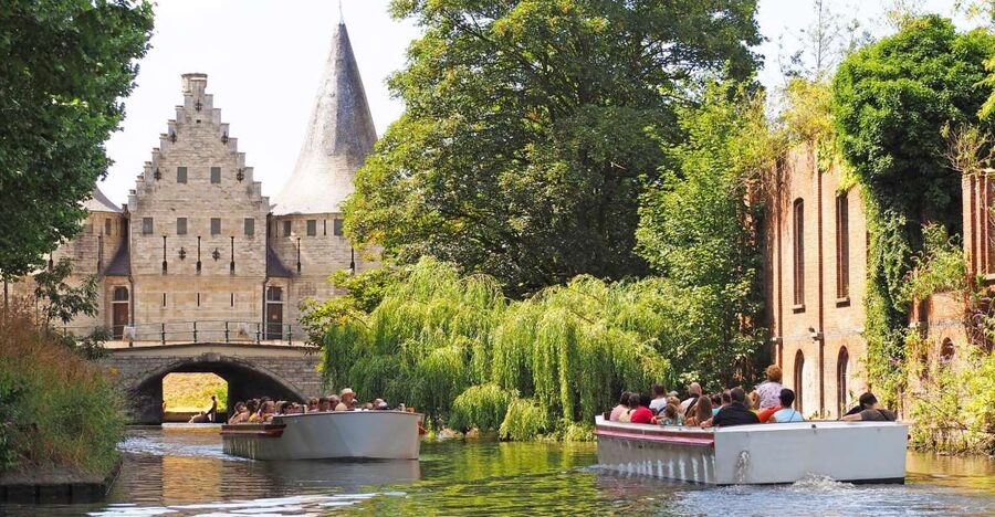 Ghent: 50-Minute Medieval Center Guided Boat Trip - Why Ghent’s canals are the right place to begin