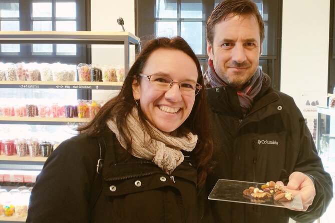 Ghent Chocolate Tasting and Sightseeing Tour - Local and visiting artists along the route