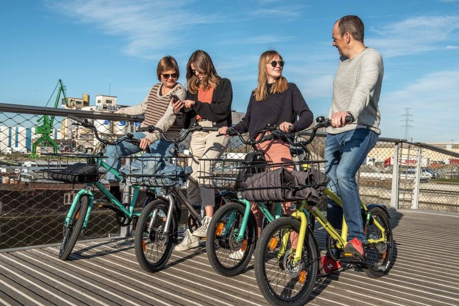 Ghent: City Highlights and Hidden Gems Guided Bike Tour - What the halfway break adds