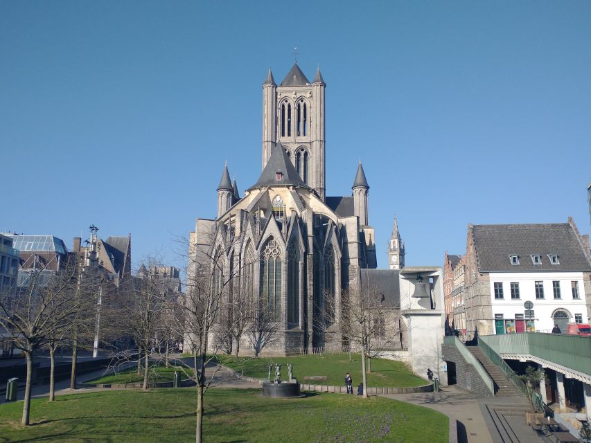 Ghent Running and Sightseeing Tour - Starting at the Ghent Opera House near Kouter