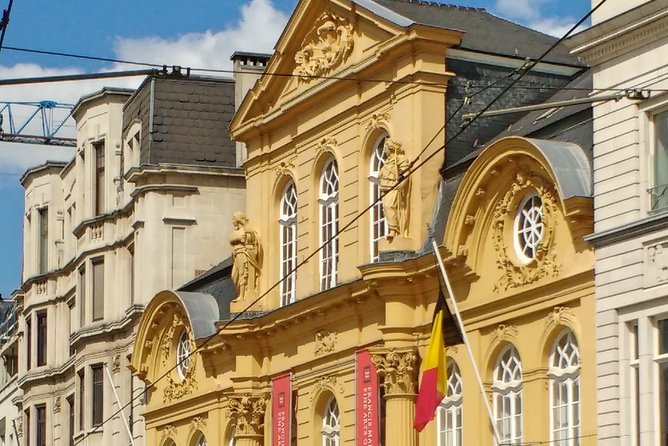 Ghent Walking Tour - City Highlights and Beyond Tradition - Graslei and Korenlei show Ghent’s trading past