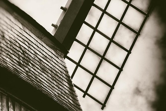 "Hidden Brugge" Photo Tour - 2hr open city tour & workshop - Why This Bruges Photo Walk Feels Different