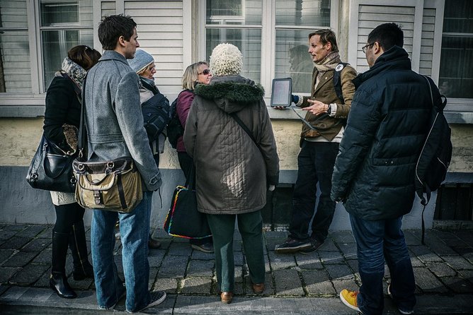 "Hidden Brugge" Photo Tour - 2hr open city tour & workshop - Finishing at the Sint-Janshuismolen Windmills