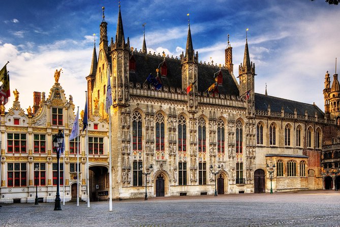 Historical Walking Tour: Legends of Bruges - Markt: Bruges begins with trade and trouble