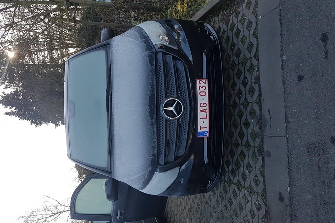 Luxury Minivan from Charleroi airport to the city of Brussels - From any Brussels address back to Charleroi