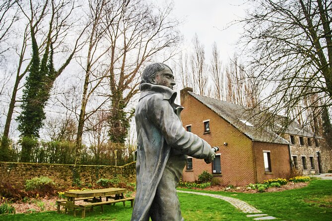 Napoleon Last Campaign (Waterloo, Ligny..) Day Tour from Brussels - A planned lunch break in Waterloo