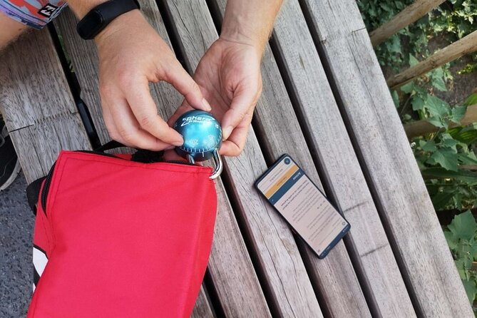 Outdoor Escape Game with drinks in Brussels - Language, Walking, and Practical Comfort