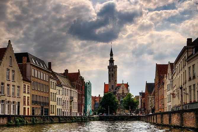 Private 3-hour walking tour of Bruges with official tour guide - Timing, pickup, and walking comfort