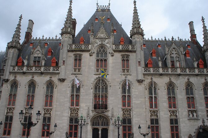 Private Arrival Transfer from Brussels Airport to Bruges with Business car - Why the direct route can be worth the price