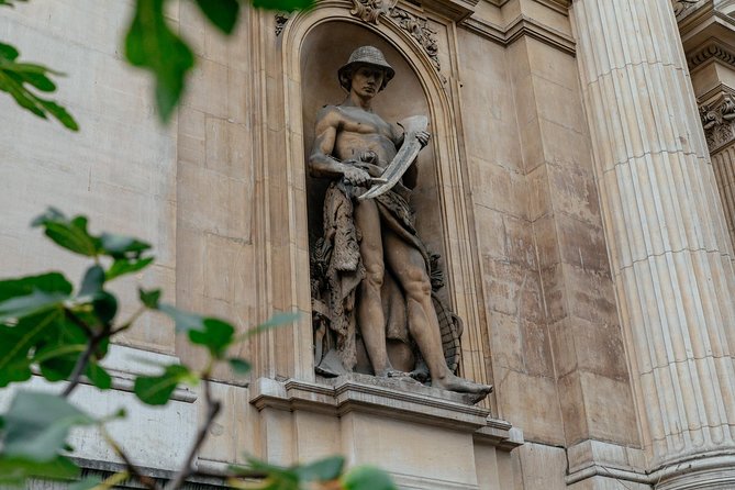 Private City Kickstart Tour: Brussels - A Jacques Brel statue and a wider view of Brussels