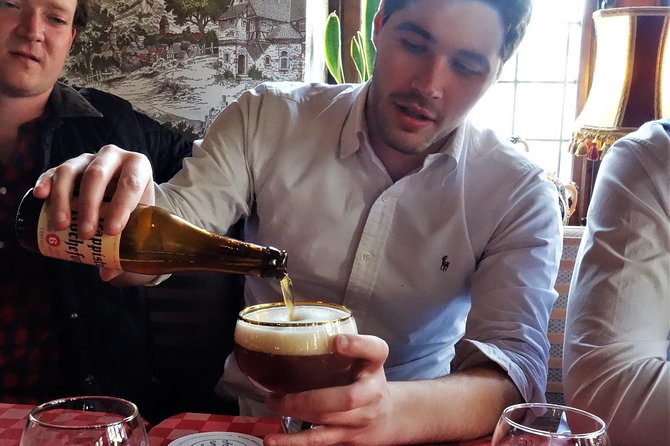 Private Ghent Beer & Brewery Tour by a young local - Finishing with beer and chocolate at The Glengarry