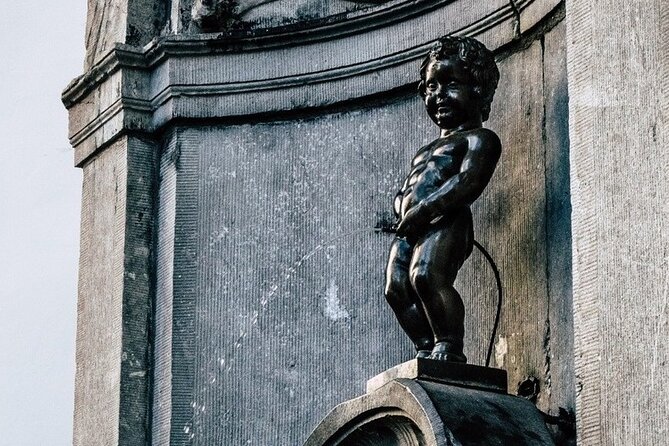 Private Historical Tour: Highlights of Brussels - Manneken Pis and Brussels humor