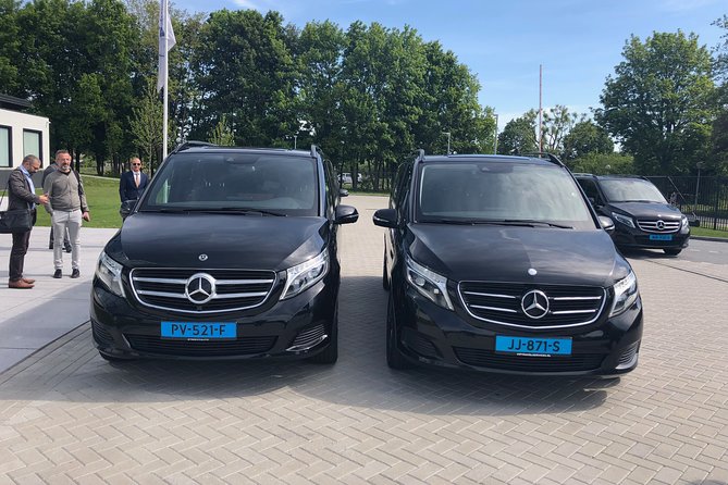 Private taxi Transfer from Bruges to Amsterdam - The 170-minute journey to Amsterdam