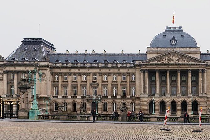 Private tour : Best of Brussels half day - Japanese Tower and Brussels’ international character