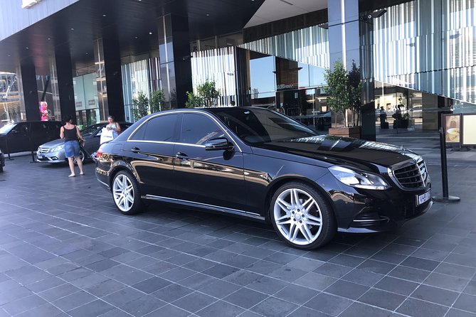 Private Transfer from Brussels Airport to Bruges By Business car - What kind of car and service should you expect?