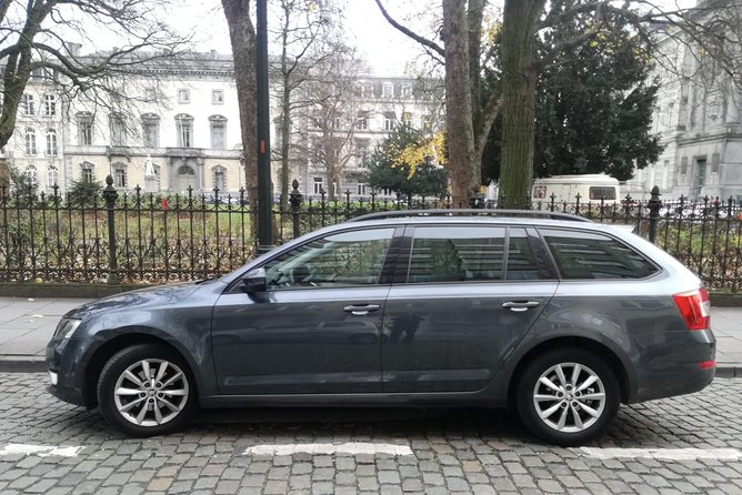 Private Transfer from Brussels Airport to the city of Brussels - What the airport pickup looks like