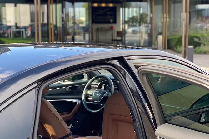 Private Transfer from/to Brussels Zaventem Airport - The ride itself, from a Mercedes sedan to a van