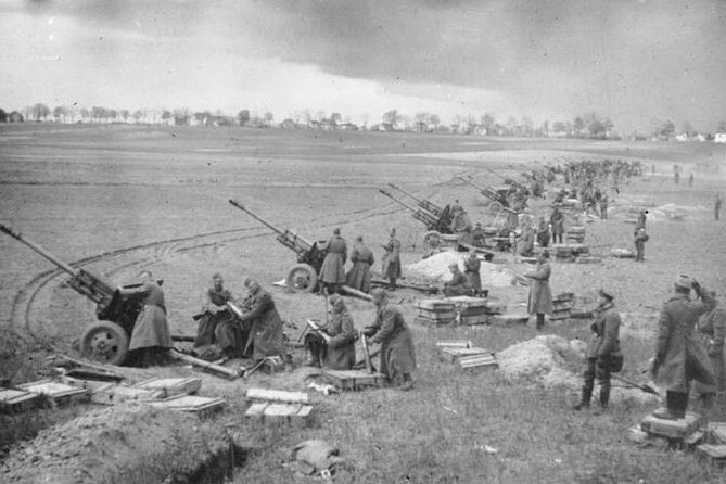 Private World War I Battlefield Tour from Brussels to Flanders - Tyne Cot is the largest Commonwealth cemetery