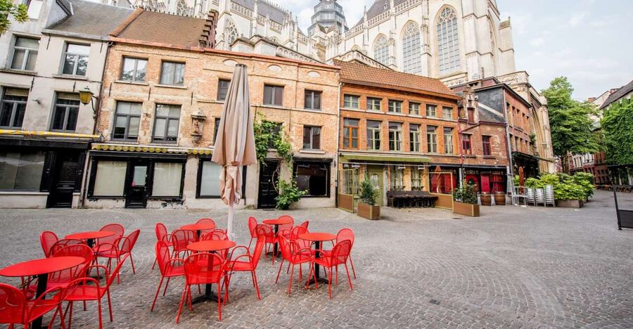 Surprise tour of Antwerp guided by a Local - Starting at Saint Carolus Borromeus Church