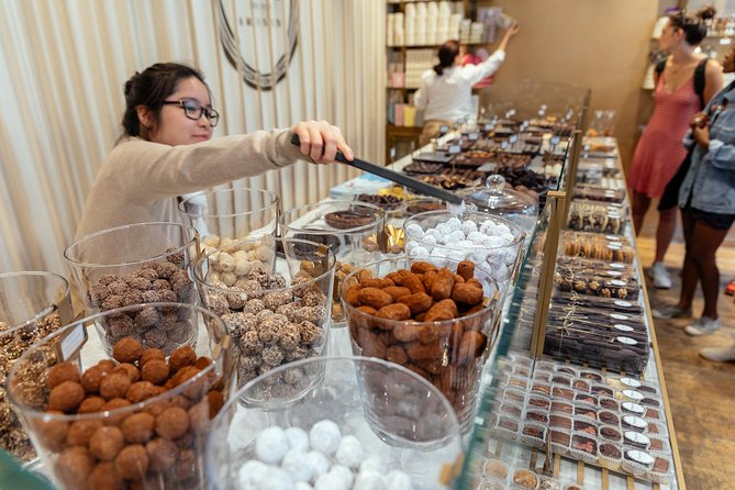 The 10 Tastings of Brussels With Locals: PRIVATE Food Tour (B-Corp certified) - Dietary needs, children, and the private advantage