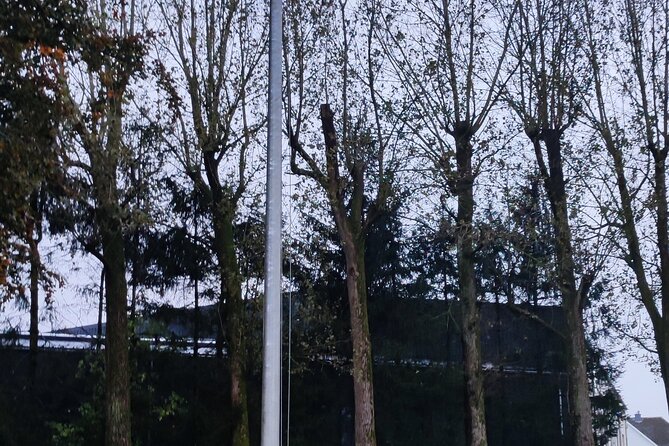 The Battle of the Bulge Experience - A day tour from Brussels - Recogne and Bastogne Barracks remember the dead and the command