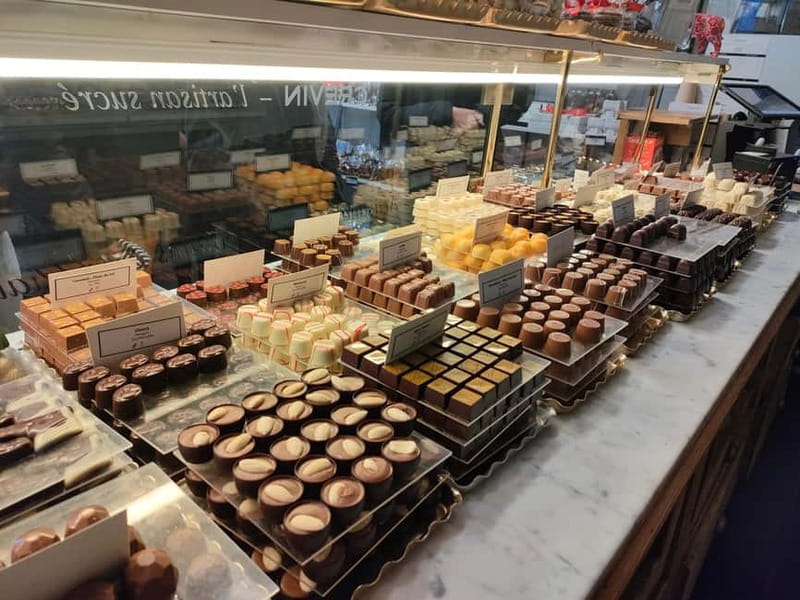 Thé best chocolate in Bruges! Private tour! - Katelijnestraat and the final chocolate stops
