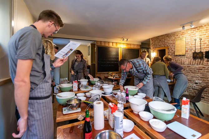 The Waffles 'n Beer Workshop in Bruges Centre - Who should book this workshop?
