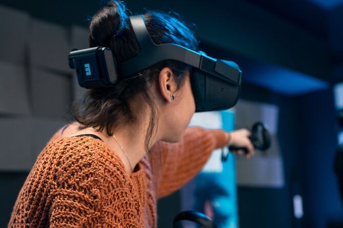 Virtual reality adventure in Brussels in Virtual Zone - Your first minutes with the equipment